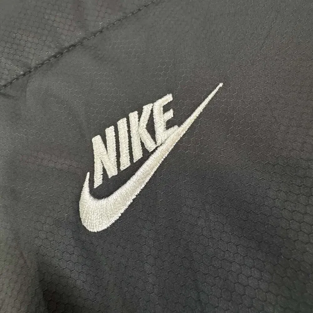 Nike sportswear club